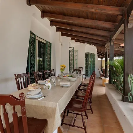Isidoro - Sea View And Garden, 50m To 펜션 나르도